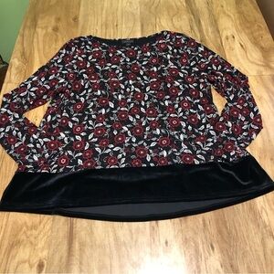 J Jill Wearever Black Red Floral Stretch Long Sleeve Velvet Hem Top Womens Large